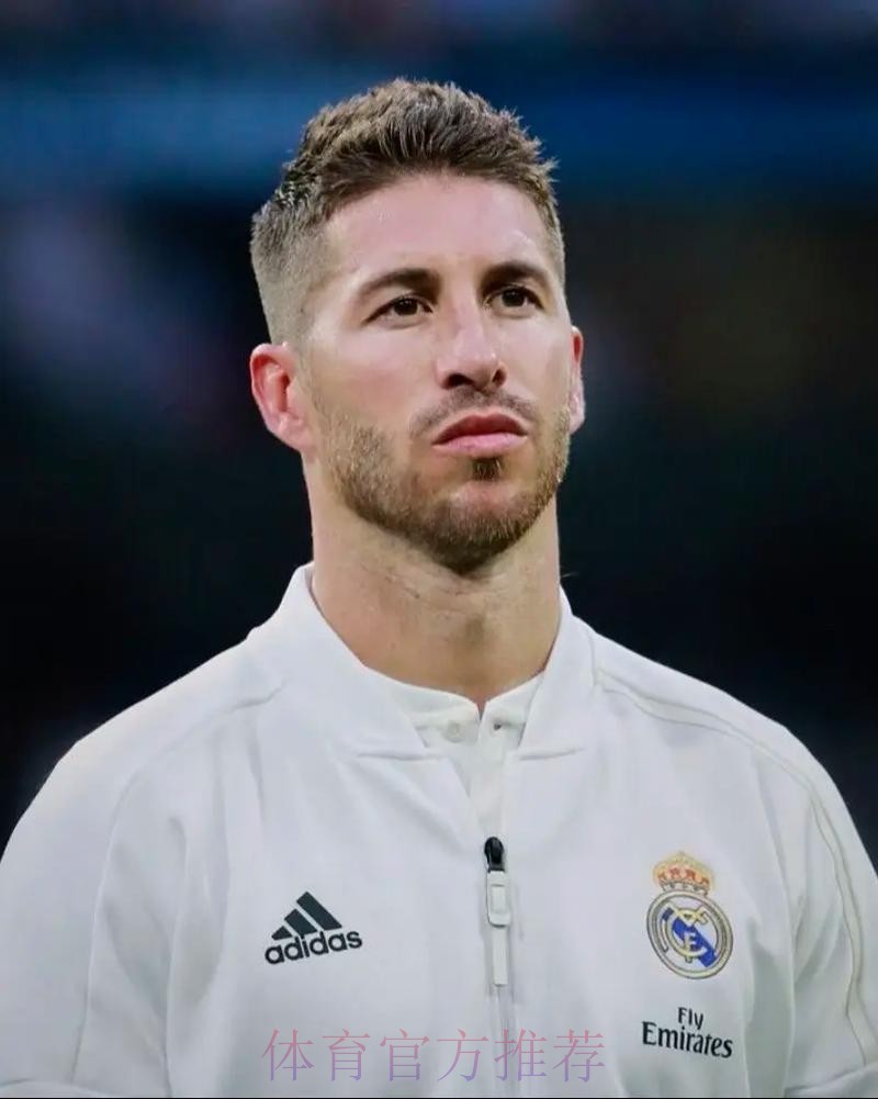 阿斯:皇马倾向冬窗再签后卫 拉莫斯几乎不可能回归 阿斯:皇马倾向冬窗再签后卫 拉莫斯几乎不可能回归